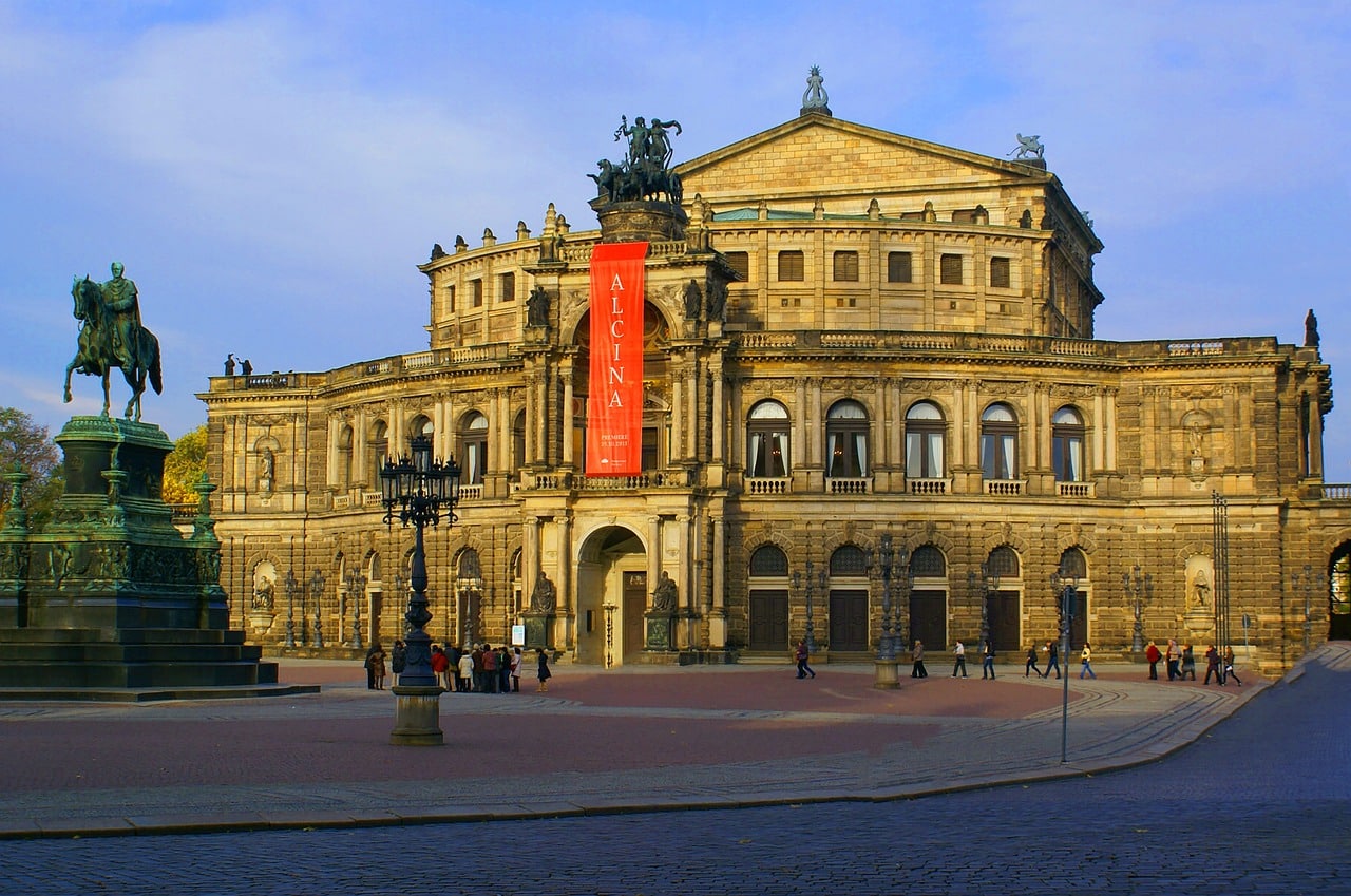 opera-house-5472722_1280 Architektur Chemnitz